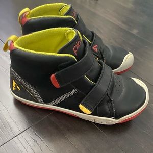 Plae Max Boy Shoes, size 1